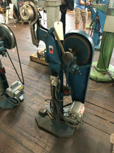 Load image into Gallery viewer, Stimpson – Auto Feed Grommet Rivet Pedal Machine
