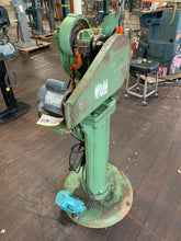 Load image into Gallery viewer, Townsend Textron - Pedal Operated Auto Feed Rivet Machine
